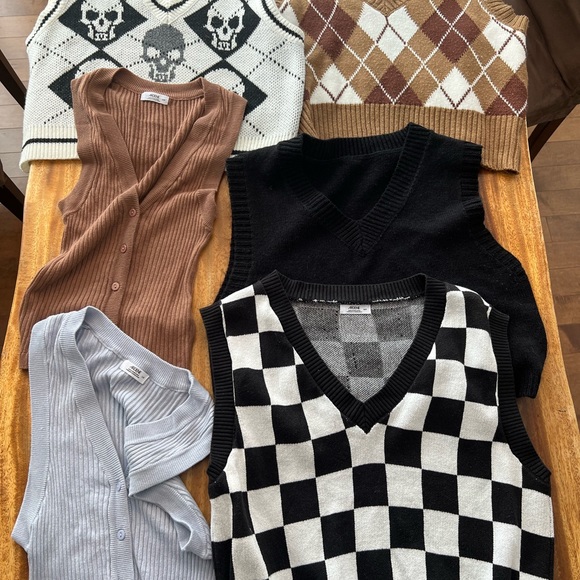 6- Ardene & SHEIN vests. Size L-M-S - Picture 2 of 5